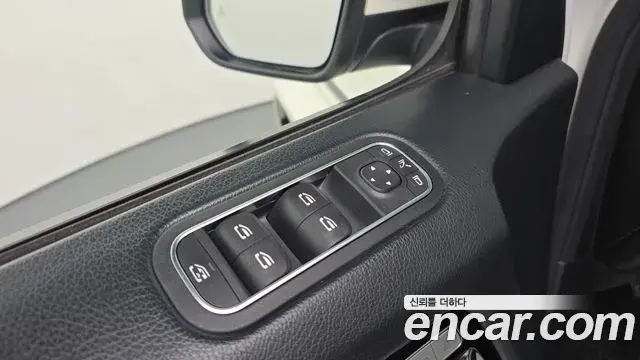 Mercedes-Benz G-Class 2020 — ფოტო 20/34