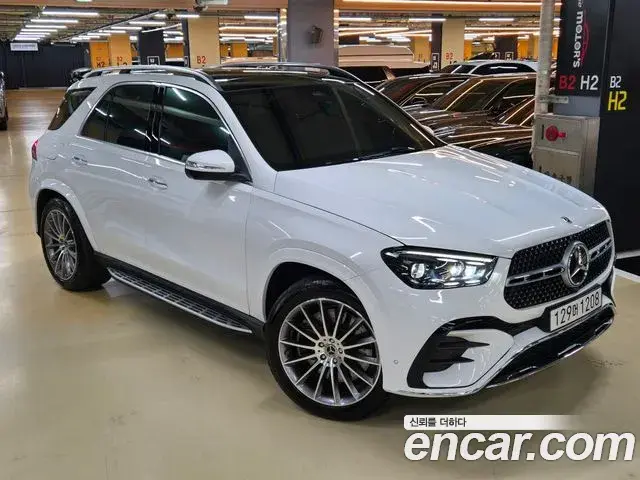 Mercedes-Benz GLE-Class 2025 — Photo 4/20