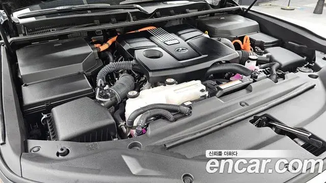 Lexus LX 2025 — Photo 31/34