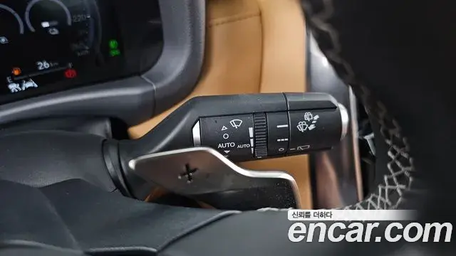 Lexus LX 2025 — Photo 16/34