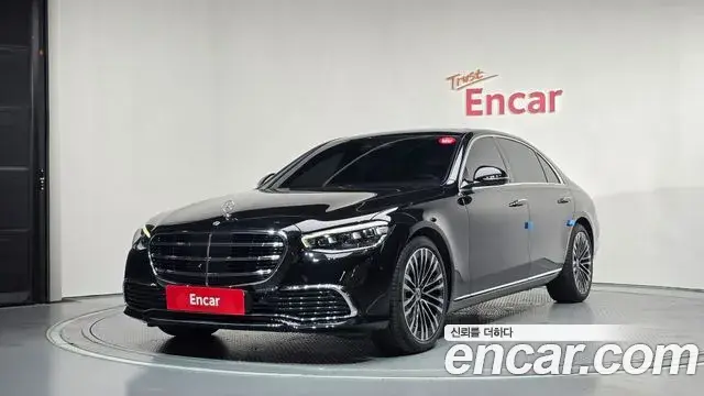 Mercedes-Benz S-Class 2021 — Photo 17/36
