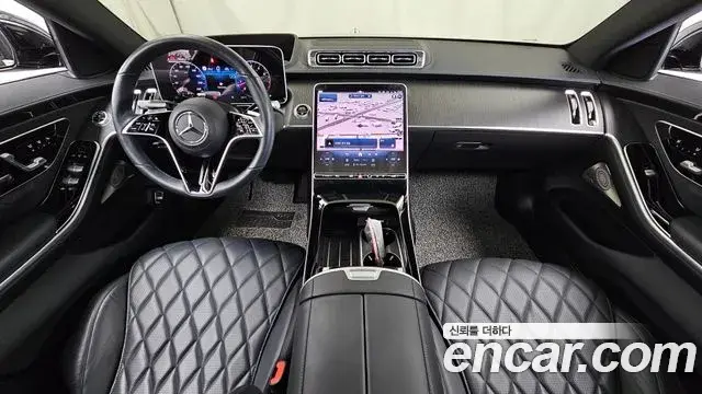 Mercedes-Benz S-Class 2021 — Photo 26/36