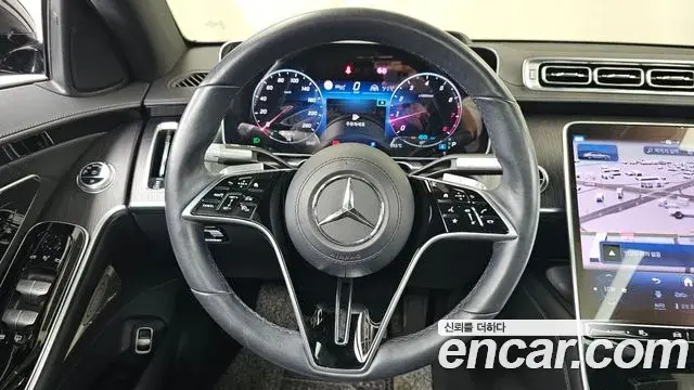 Mercedes-Benz S-Class 2021 — Photo 34/36