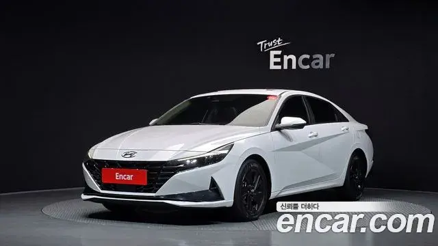 Hyundai Avante 2022 — Фото 1/20