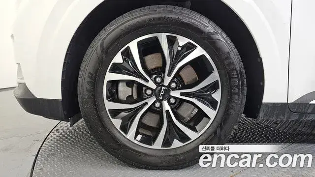 Kia Carnival 2022 — Şəkil 5/20