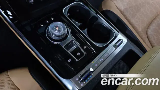 Kia Carnival 2022 — Şəkil 9/20
