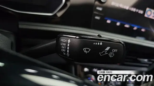 Volkswagen Jetta 2021 — ფოტო 7/35