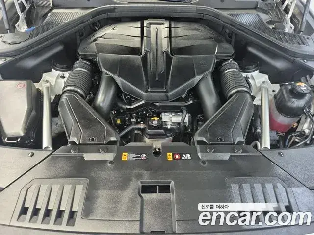 Genesis GV80 2023 — Photo 6/20