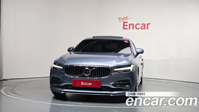 Volvo S90 2018 — Photo 8/20