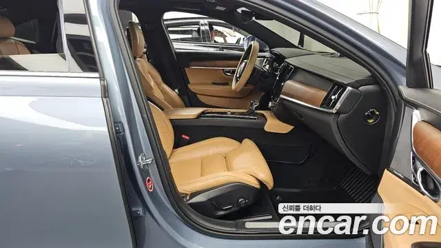 Volvo S90 2018 — Photo 13/20