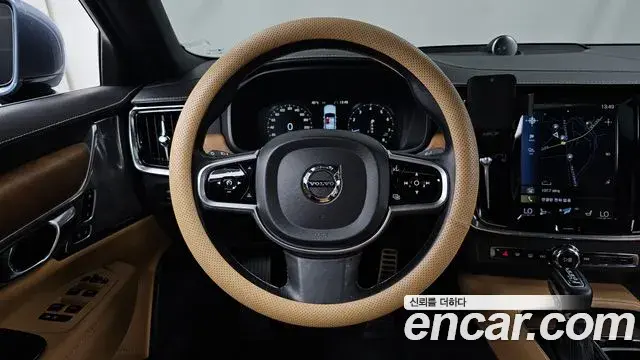 Volvo S90 2018 — Photo 5/20