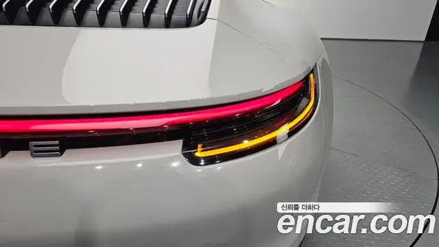 Porsche 911 2020 — Şəkil 23/35