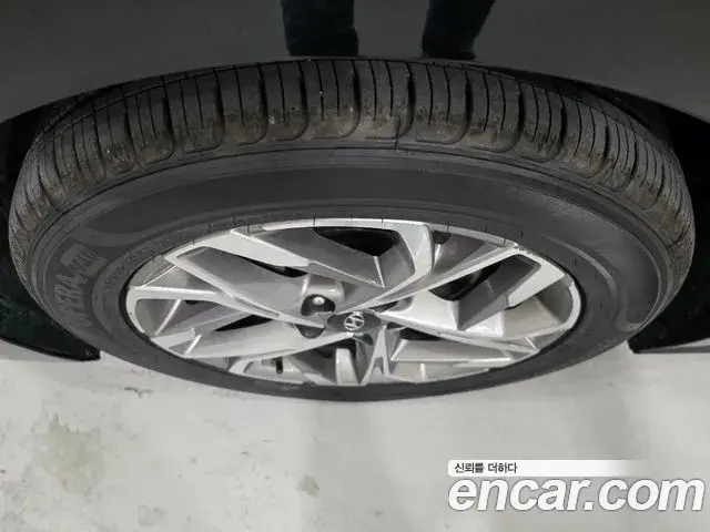 Hyundai Sonata 2021 — Фото 16/19