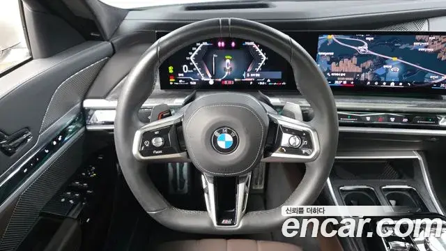 BMW 7 Series 2023 — Photo 13/35