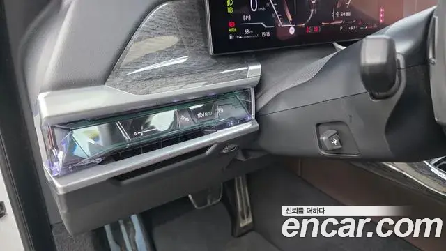BMW 7 Series 2023 — Photo 10/35
