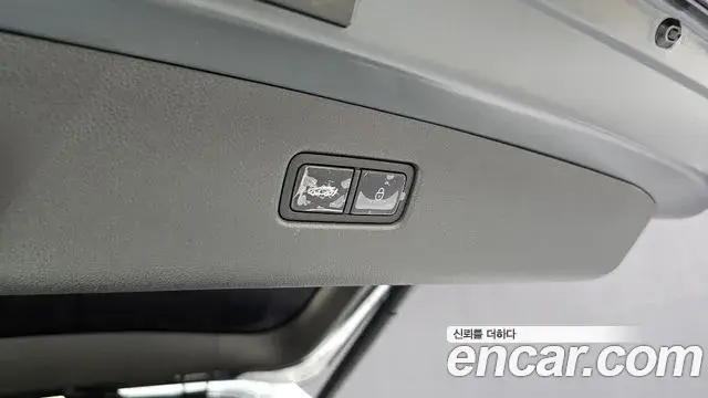 Genesis GV70 2023 — Şəkil 9/34