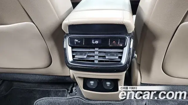 Kia K8 2022 — Şəkil 20/32