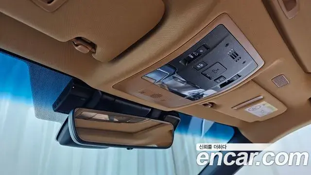 Lexus ES300h 2023 — Şəkil 9/31