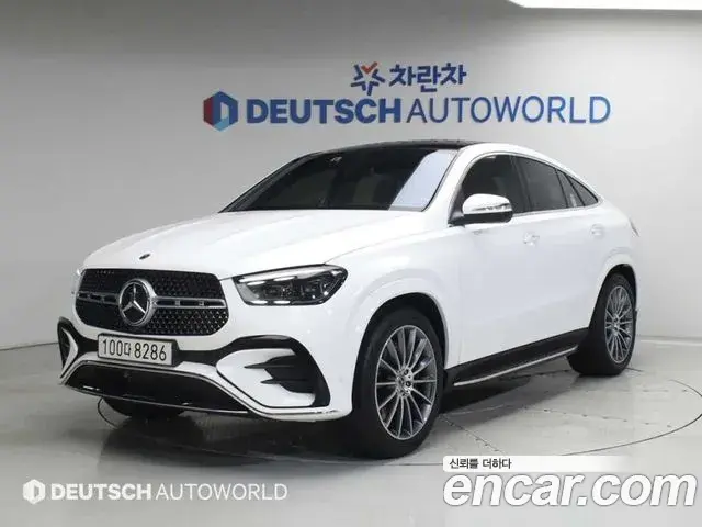 Mercedes-Benz GLE-Class 2025 — Photo 10/20