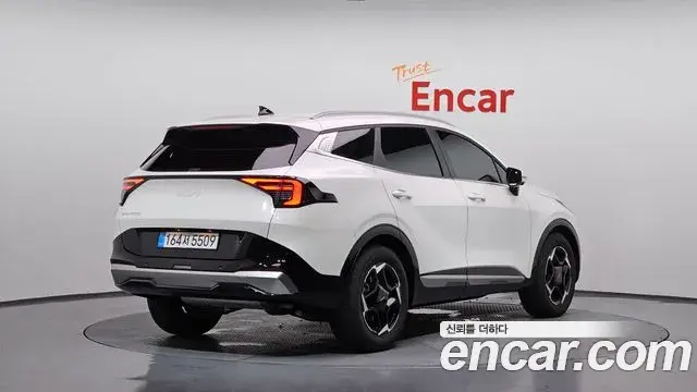 Kia Sportage 2025 — Фото 2/20