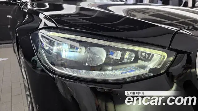 Mercedes-Benz S-Class 2022 — ფოტო 31/36