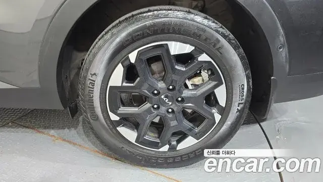 Kia Sorento 2024 — ფოტო 31/33