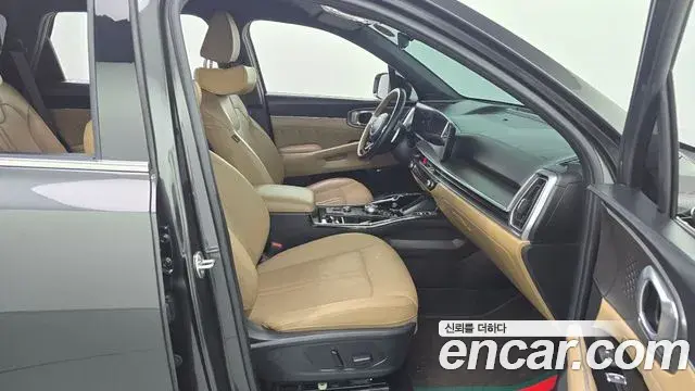 Kia Sorento 2024 — ფოტო 26/33