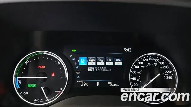 Toyota Sienna 2022 — Photo 18/34