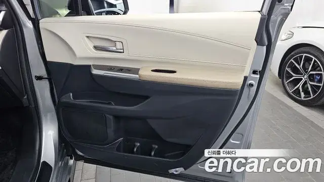 Toyota Sienna 2022 — Photo 22/34