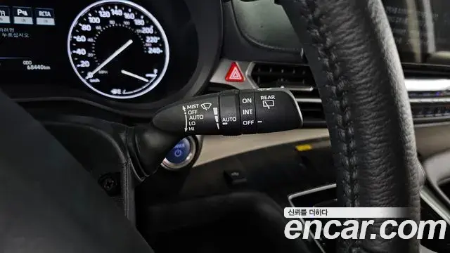 Toyota Sienna 2022 — Photo 25/34