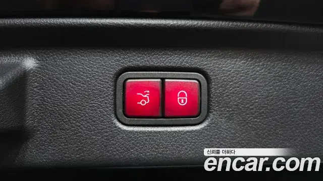 Mercedes-Benz S-Class 2022 — Photo 10/38