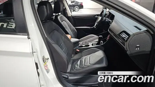 Volkswagen Jetta 2020 — ფოტო 22/31