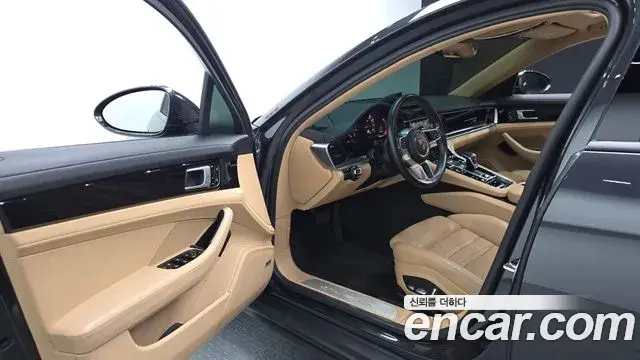Porsche Panamera 2018 — Şəkil 6/35
