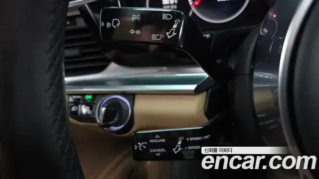 Porsche Panamera 2018 — Şəkil 5/35