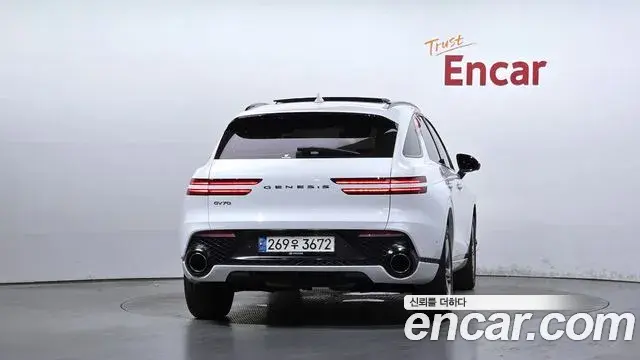 Genesis GV70 2021 — ფოტო 2/20