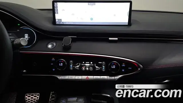 Genesis GV70 2021 — ფოტო 20/20