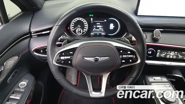 Genesis GV70 2021 — ფოტო 15/20