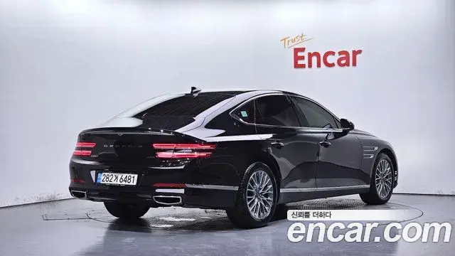 Genesis G80 2023 — ფოტო 20/31