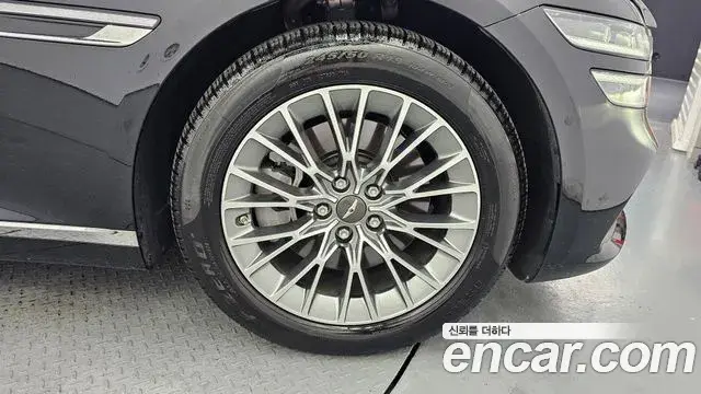 Genesis G80 2023 — ფოტო 15/31