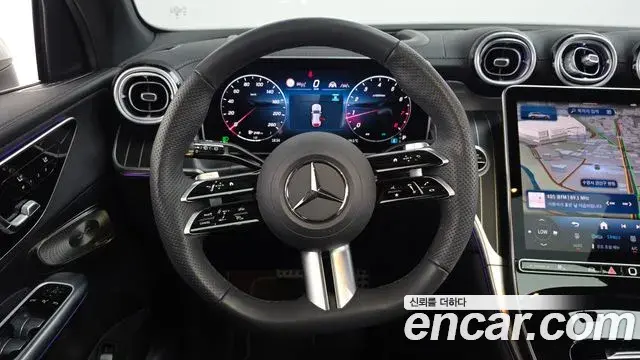 Mercedes-Benz GLC-Class 2025 — Фото 13/20
