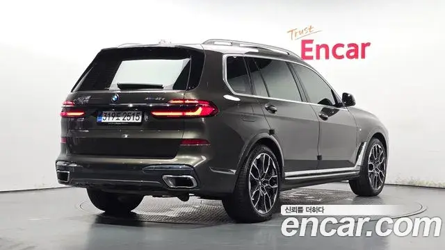 BMW X7 2026 — Şəkil 21/36