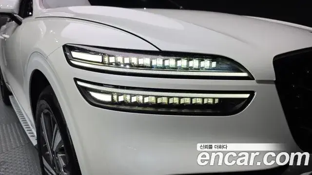 Genesis GV70 2024 — ფოტო 16/30