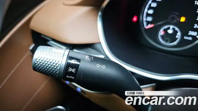 Genesis G80 2023 — Şəkil 24/32