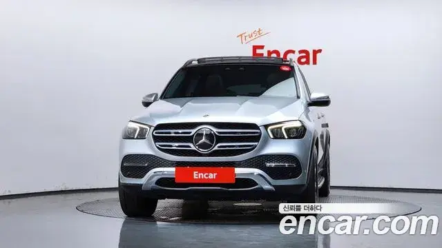 Mercedes-Benz GLE-Class 2021 — Şəkil 30/36