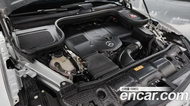 Mercedes-Benz GLE-Class 2021 — Şəkil 5/36