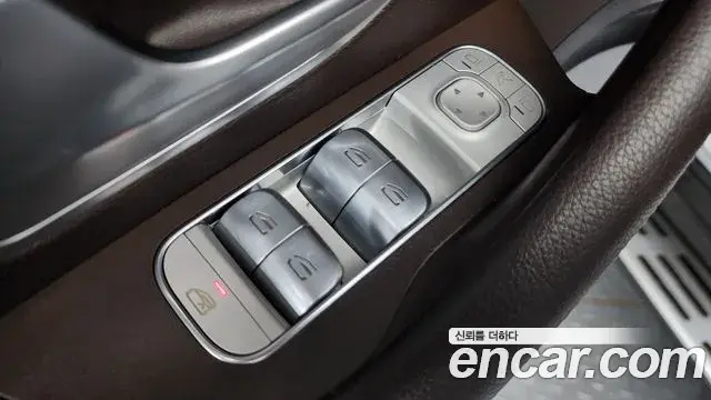 Mercedes-Benz GLE-Class 2021 — Şəkil 12/36