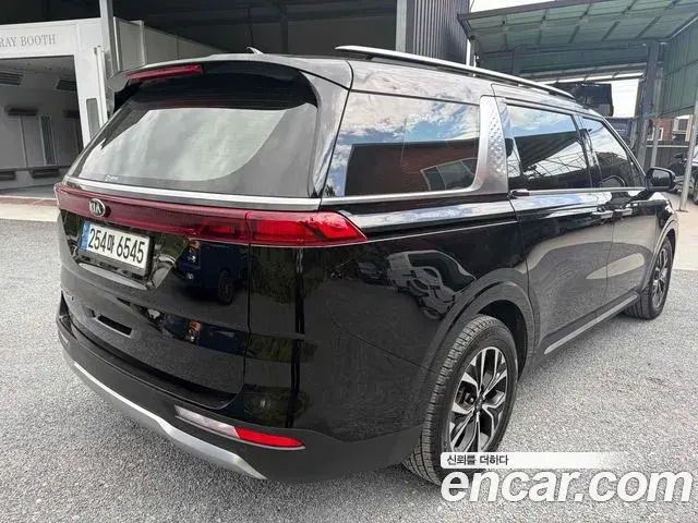 Kia Carnival 2020 — Фото 2/20
