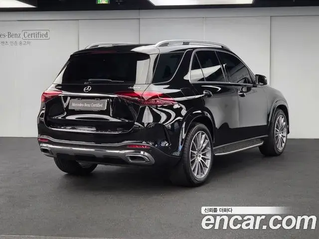 Mercedes-Benz GLE-Class 2024 — Photo 7/14