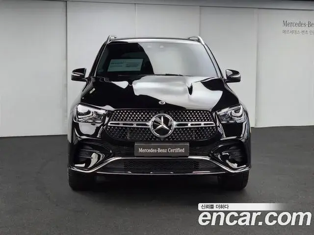 Mercedes-Benz GLE-Class 2024 — Photo 1/14