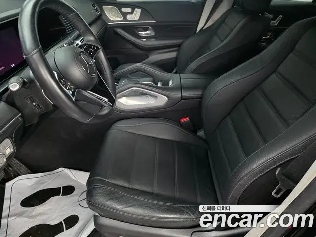 Mercedes-Benz GLE-Class 2024 — Photo 2/14